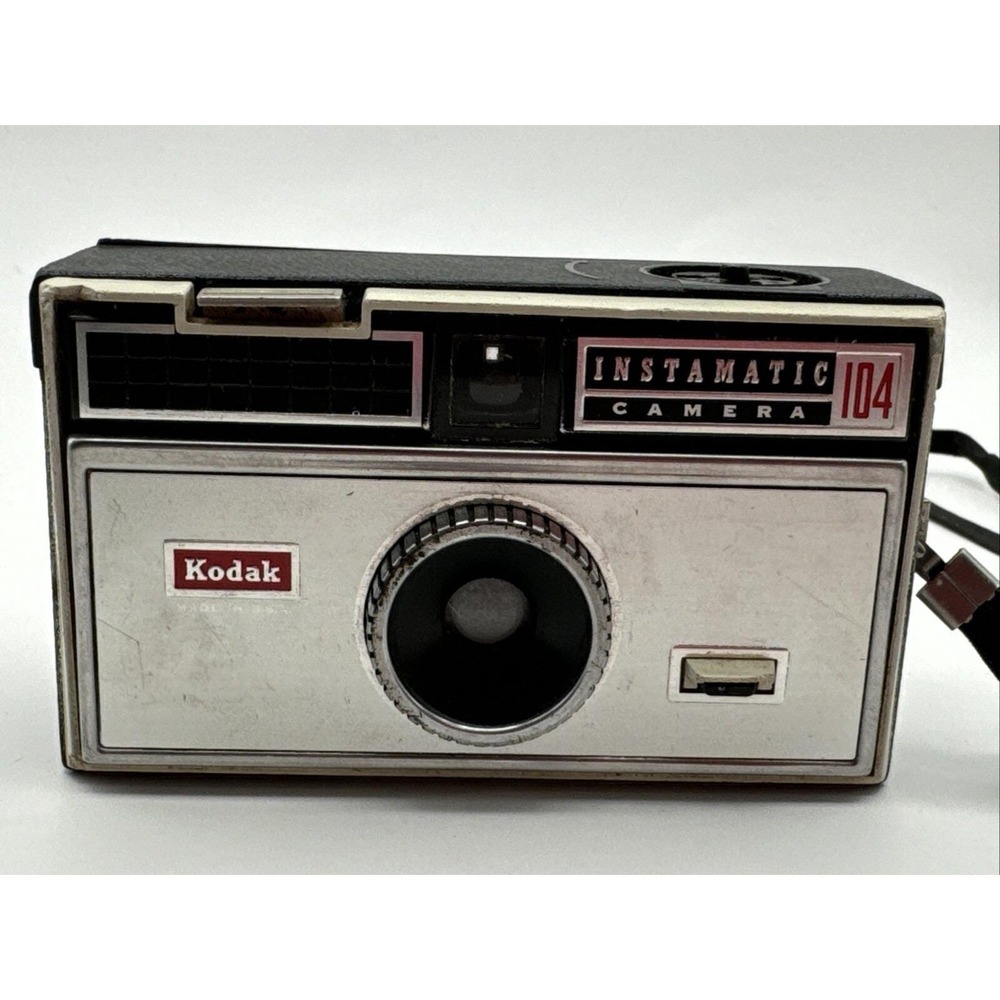 Vintage 1960's Kodak Instamatic 104 Camera - Made In USA